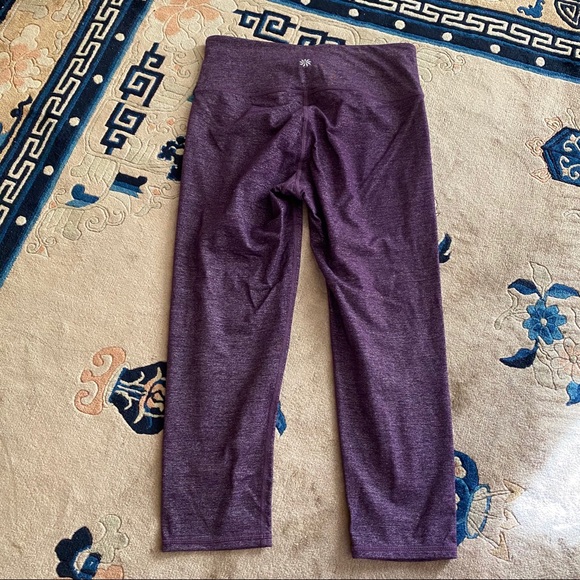 EUC Athleta Crops - Picture 3 of 6